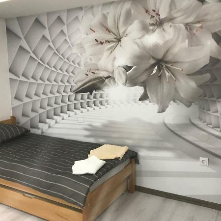 Apartman Lilium SJJ Exterior photo