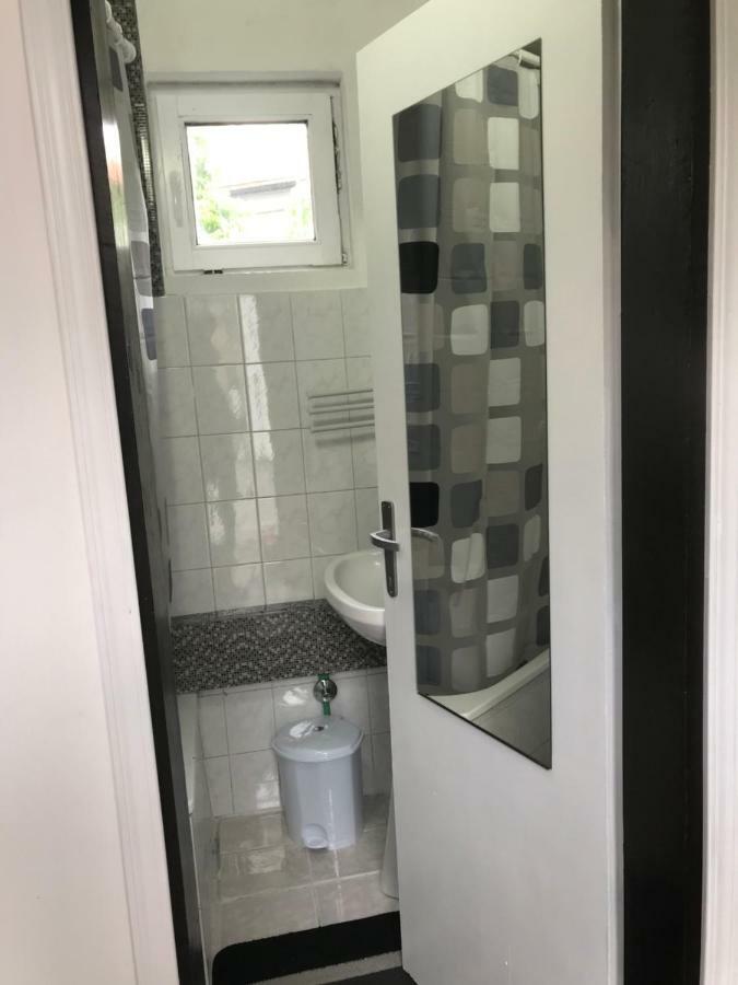 Apartman Lilium SJJ Exterior photo